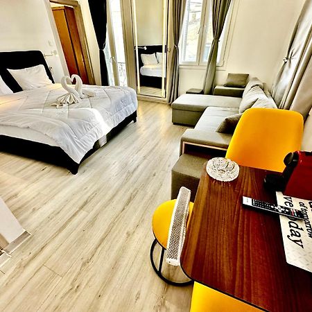 Travelers Luxury Suites, Studios & Apartments Corfu  Buitenkant foto