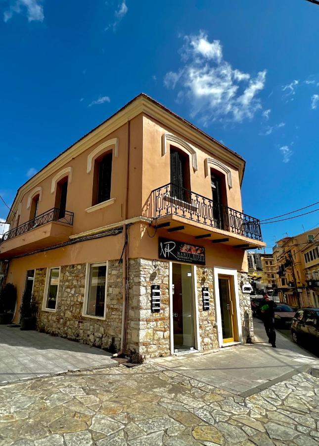 Travelers Luxury Suites, Studios & Apartments Corfu  Buitenkant foto