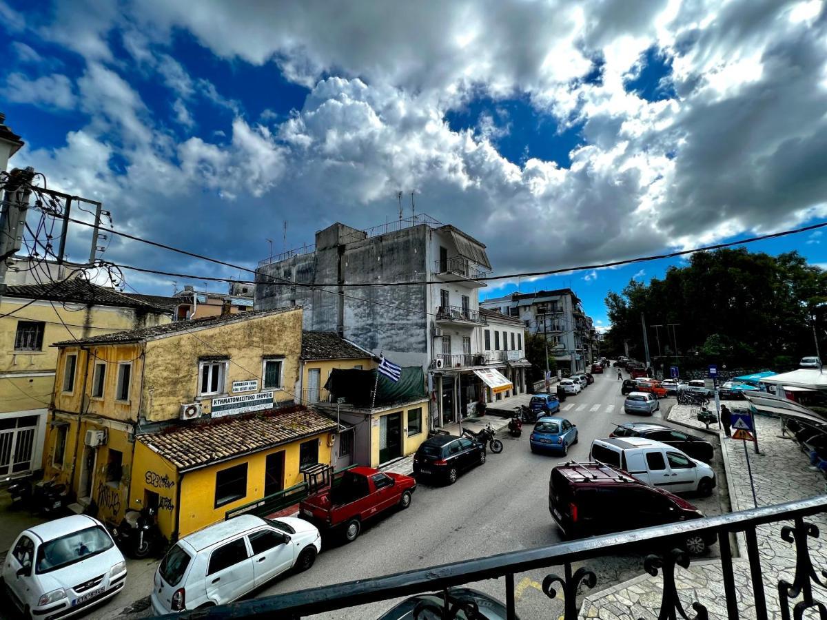 Travelers Luxury Suites, Studios & Apartments Corfu  Buitenkant foto