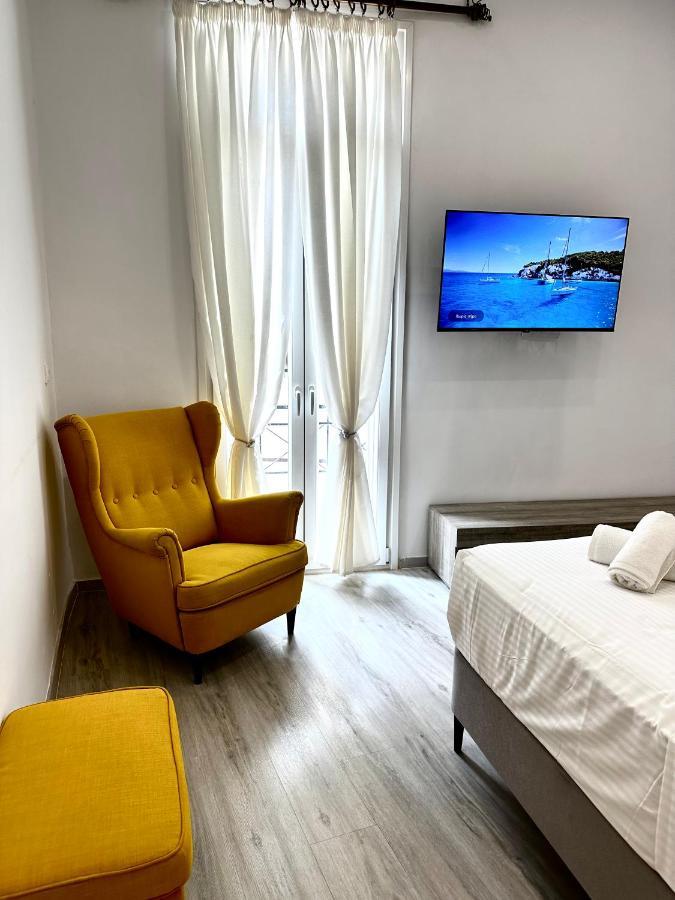 Travelers Luxury Suites, Studios & Apartments Corfu  Buitenkant foto