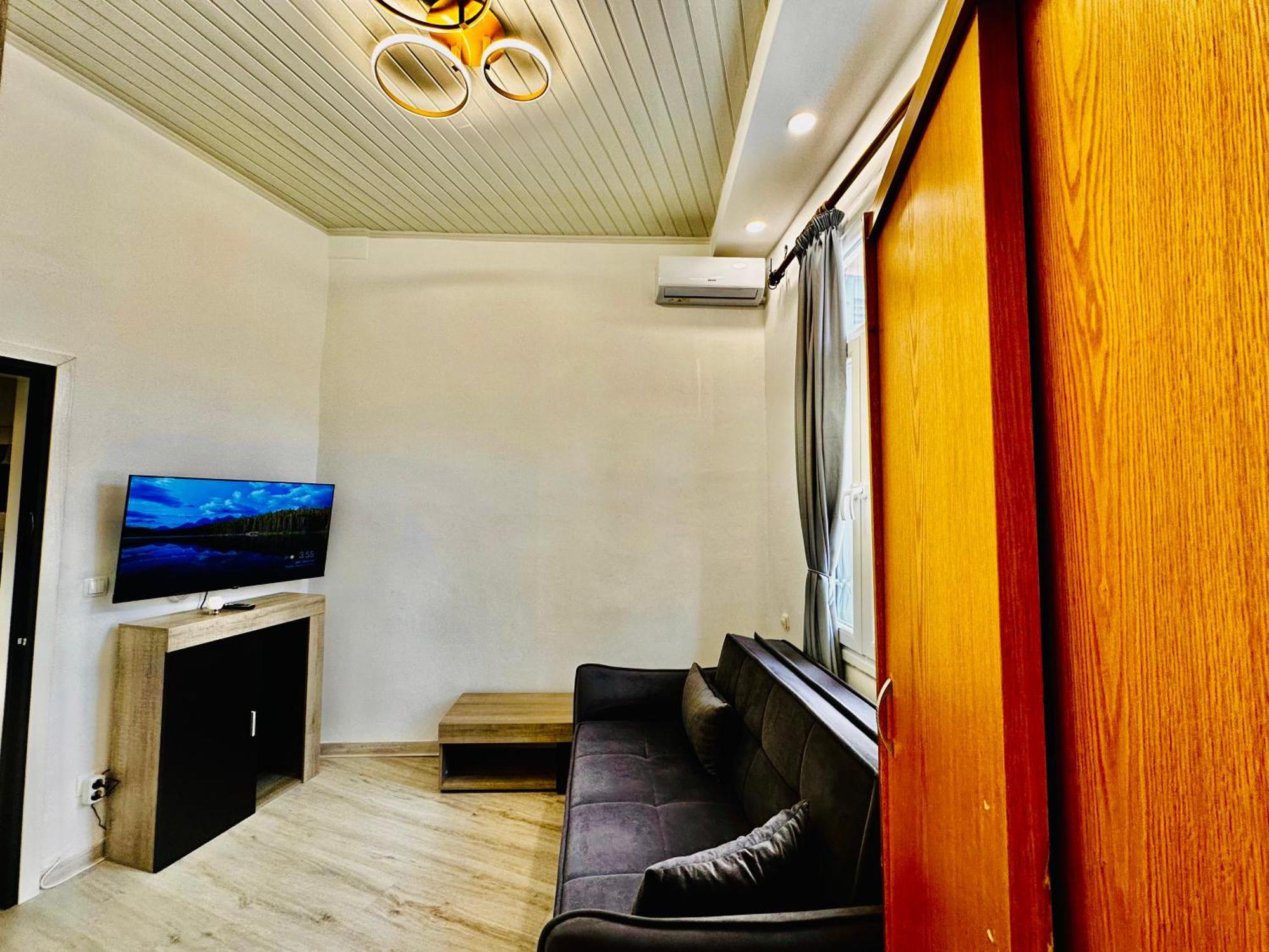 Travelers Luxury Suites, Studios & Apartments Corfu  Buitenkant foto