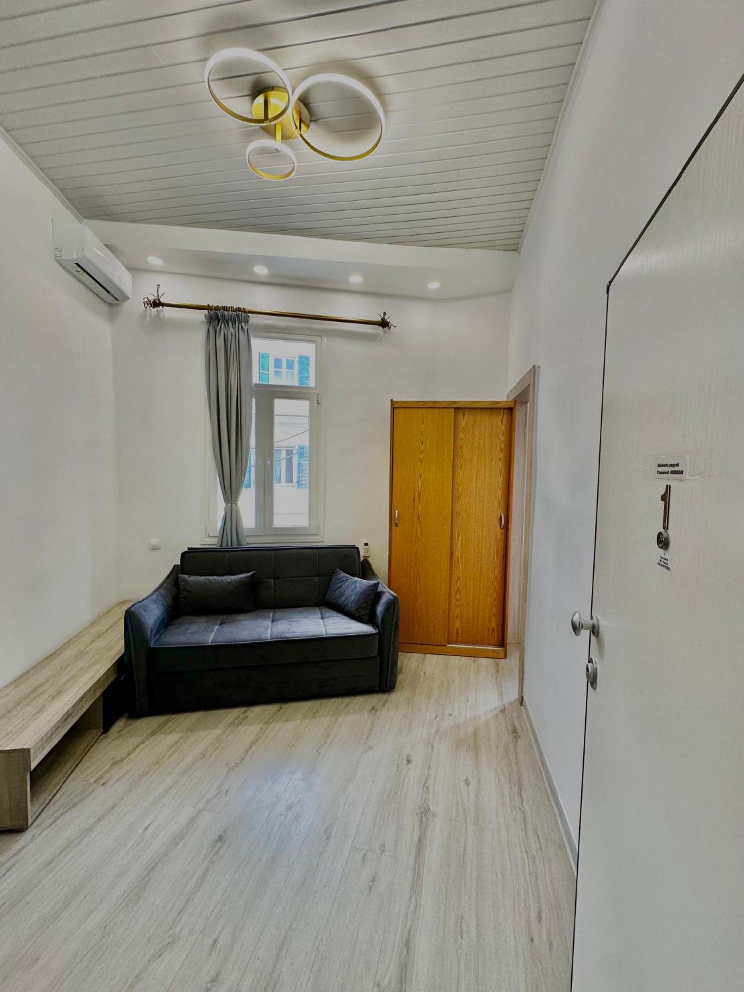 Travelers Luxury Suites, Studios & Apartments Corfu  Buitenkant foto