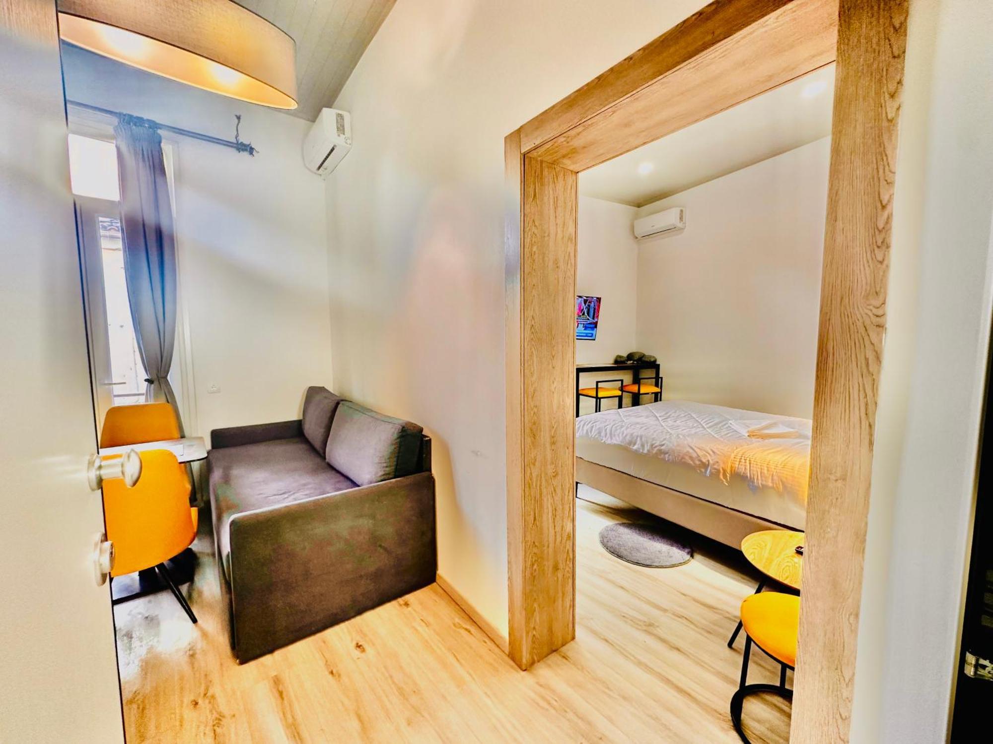 Travelers Luxury Suites, Studios & Apartments Corfu  Buitenkant foto